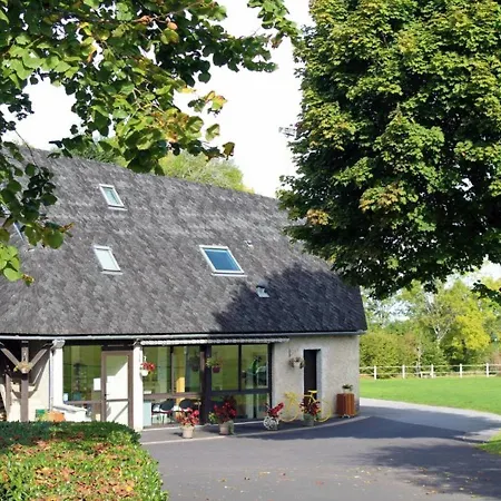 Chalet Au Coeur Des Volcans D'auvergne, 4 Pers., Terrasse, Tv, Proximite Et Activites Outdoor - Fr-1-742-465 * Salers