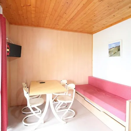 Hébergement de vacances Chalet Au Coeur Des Volcans D'auvergne, 4 Pers., Terrasse, Tv, Proximite Et Activites Outdoor - Fr-1-742-465